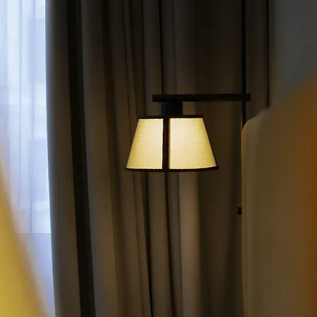 Astoria Hotel 4*