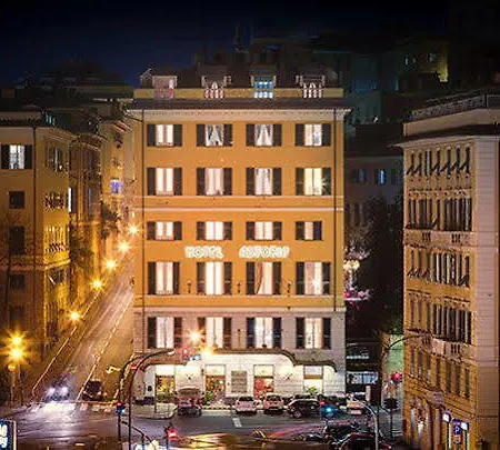 Astoria Hotel 4*