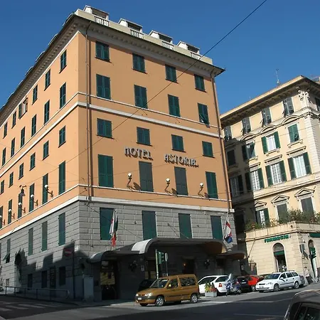 Astoria Hotel 4*