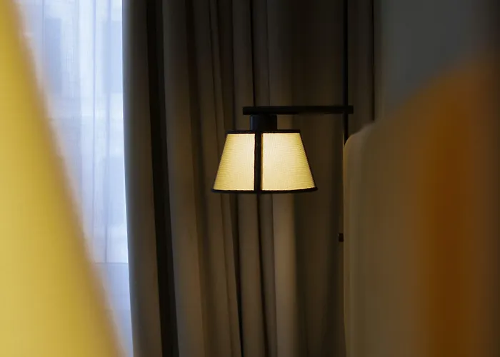 Astoria Hotel 4*