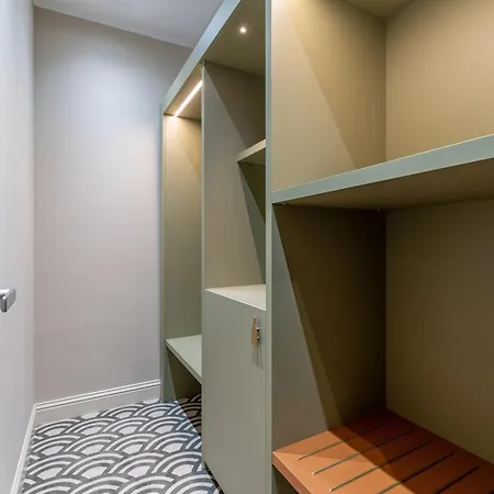 Astoria 4*